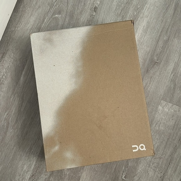 On Running Cloudstratus White and Orange Athletic Shoes
Cloudrunner 2 - Picture 5 of 6